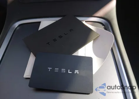 2022 Tesla Model Y Long Range Dual Motor All-Wheel Drive from USA, damaged, VIN 7SAYGDEE9NF407840